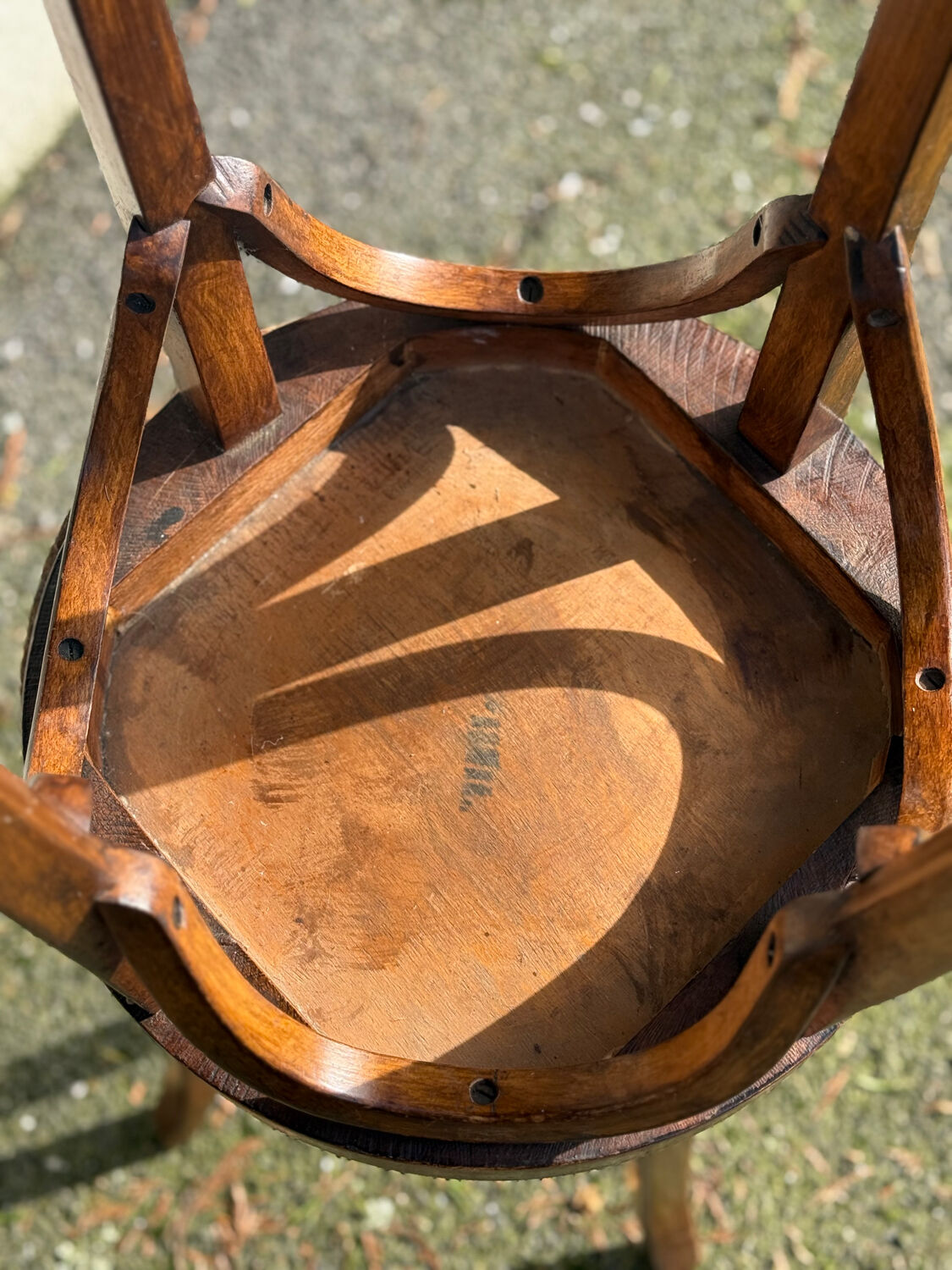 Set of four curved wooden stools stamped Baumann model 92.
