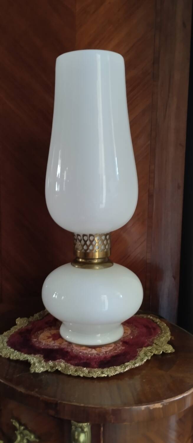 Vintage retro opaline lamp