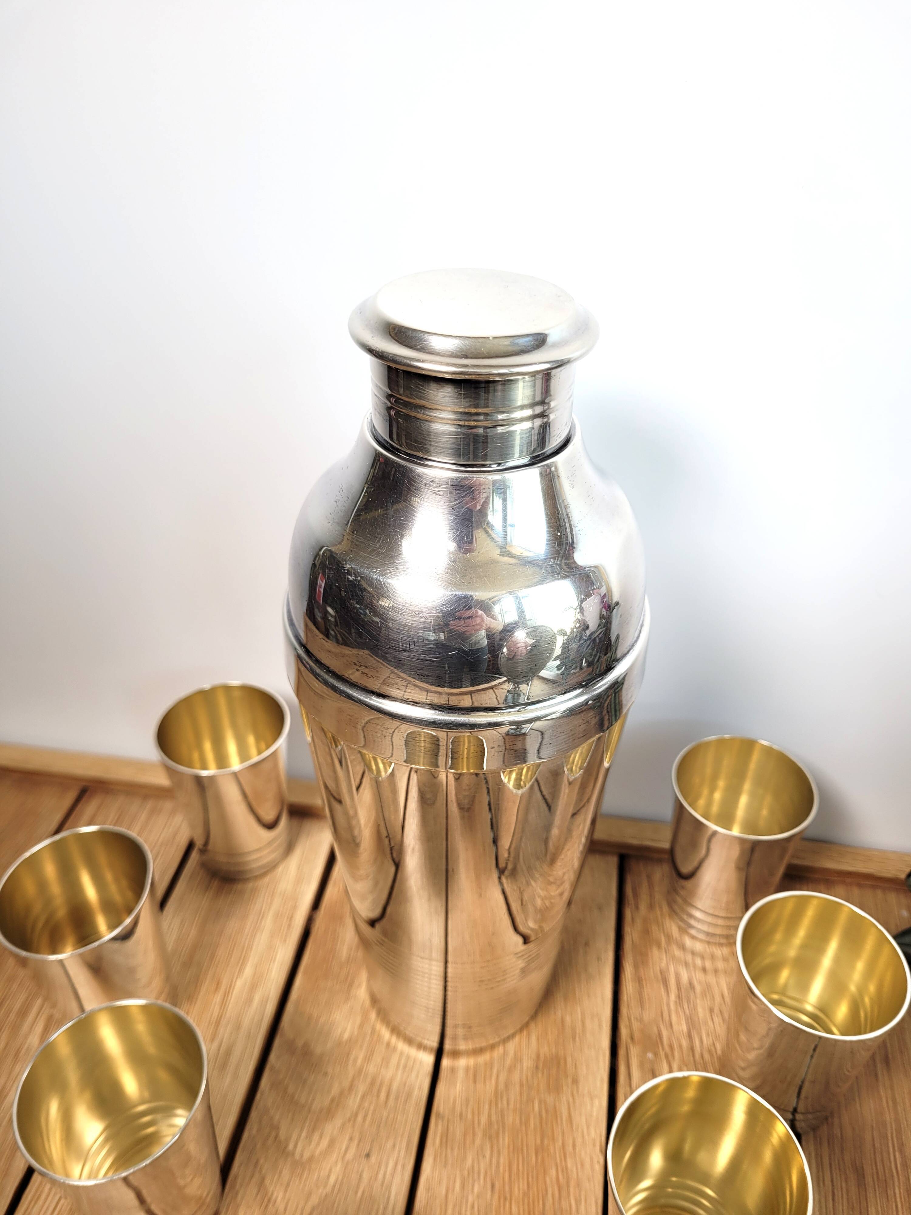 Cocktail shaker Undulations Christofle Gallia 1935 by Luc Lanel