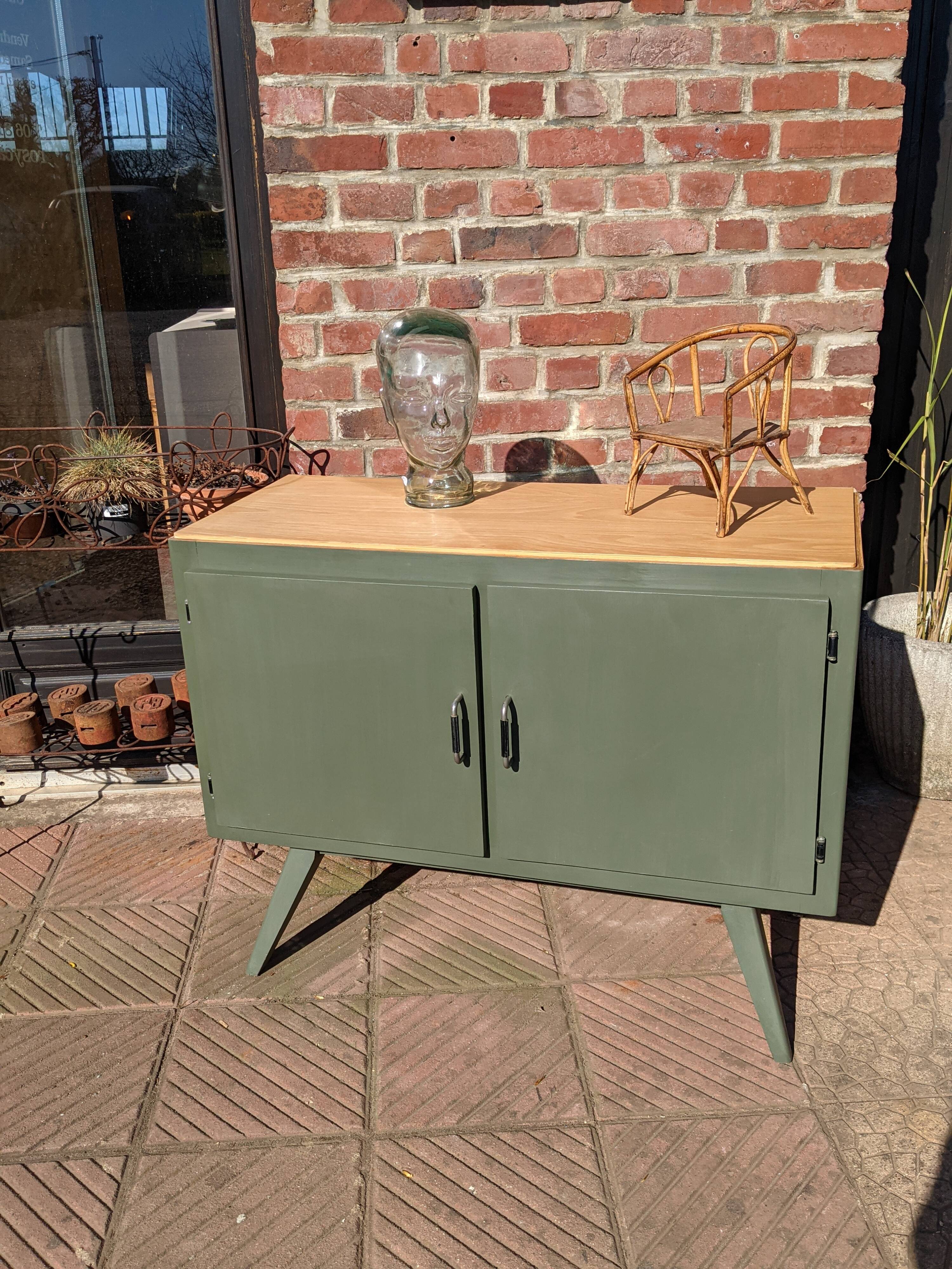 Vintage buffet