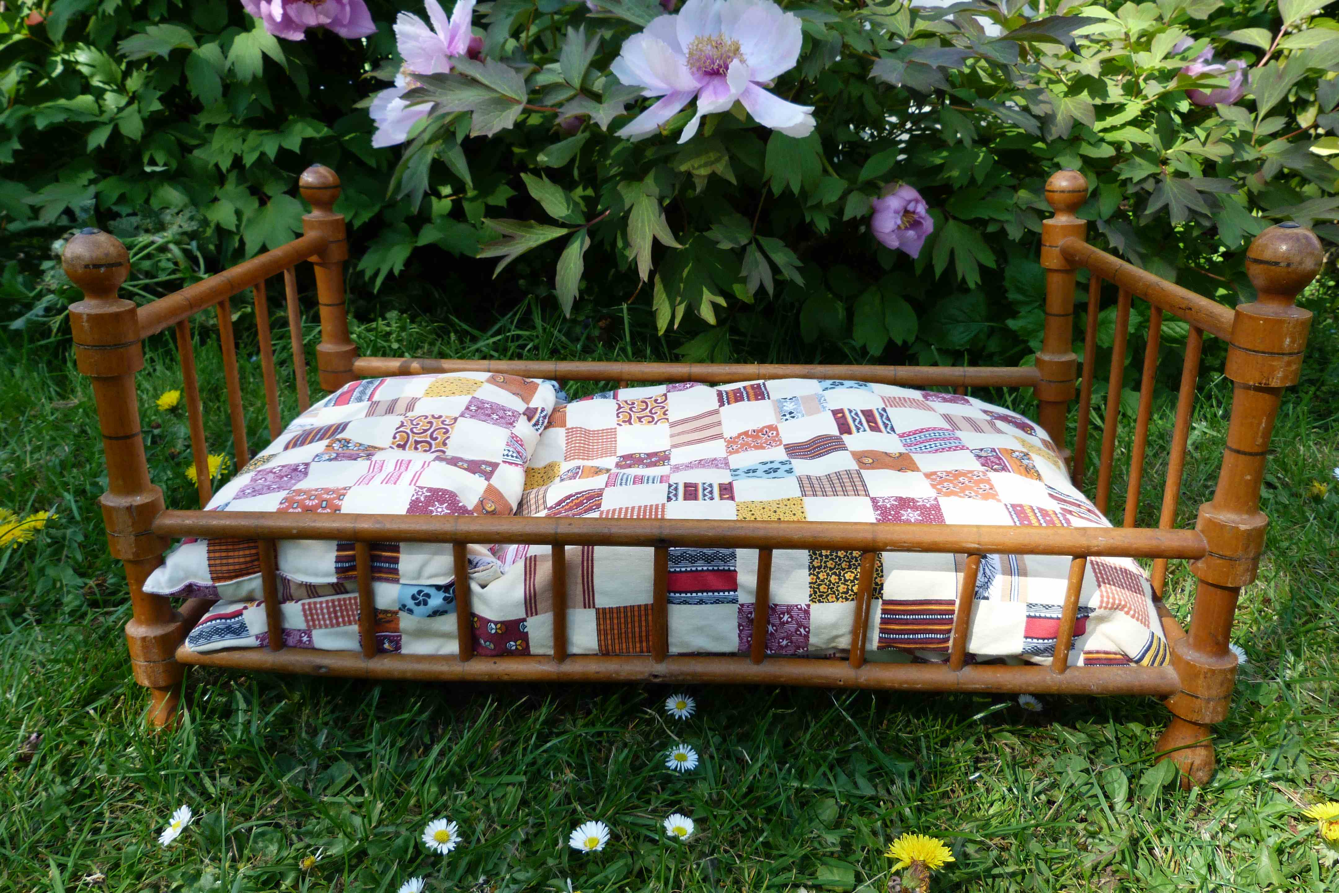 Napoleon III style doll bed