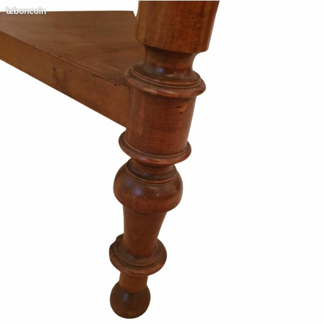 Coiffeuse dessus marbre blanc