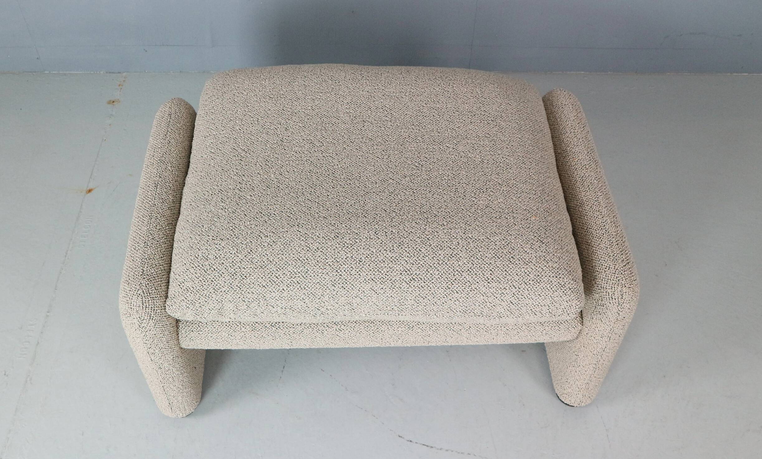 Vico Magistretti "Maralunga" footstool re-upholstered For Cassina