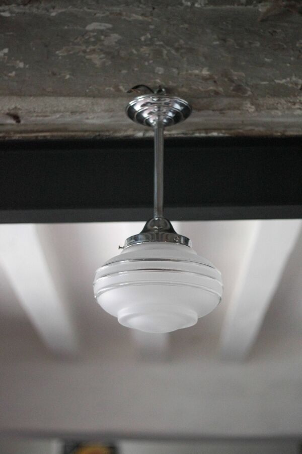 Suspension art déco, suspension métal chromé et globe verre, lampe de plafo