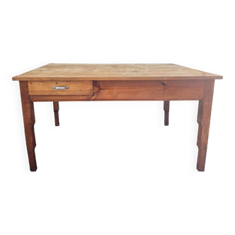 Farmhouse table