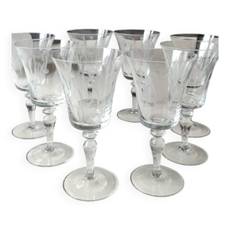 Set of 8 glasses with flared neck, in crystal. With frosted plant decoration. Height 16 cm