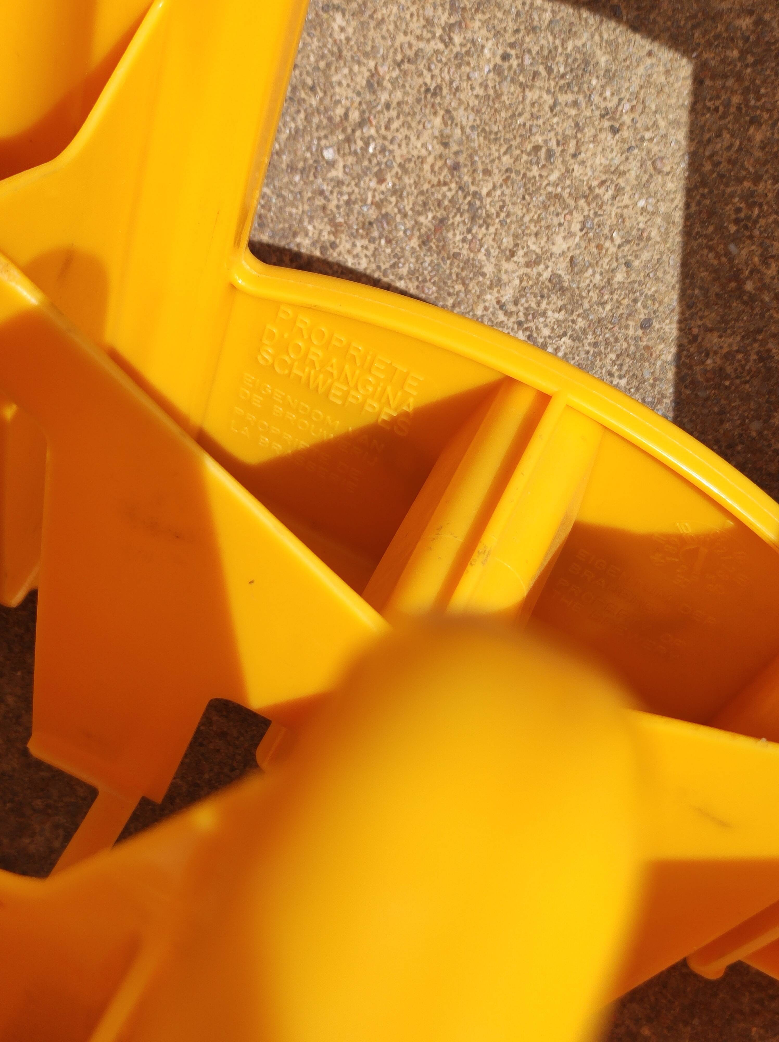 Schweppes bottle locker