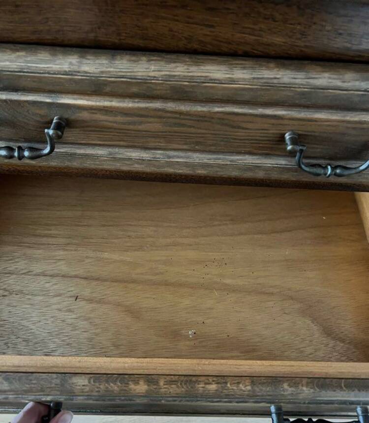 Carved weekly commode