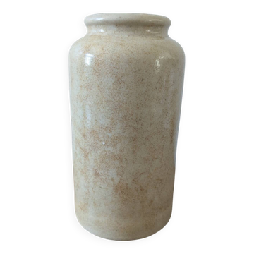 Large stoneware pot