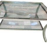 Table basse vintage des années 70 design par Pierre Vandel. Très bon état.