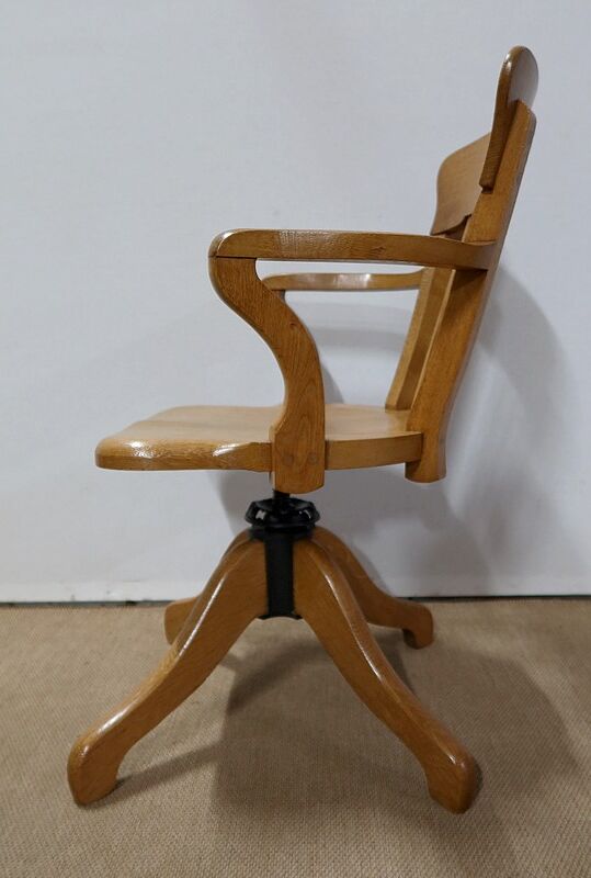 Adjustable office chair, in solid light oak – 1940