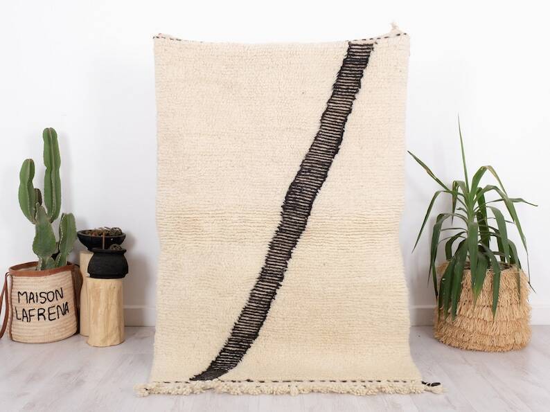 Handmade Beni Ouraine rug, size 150 x 250 cm