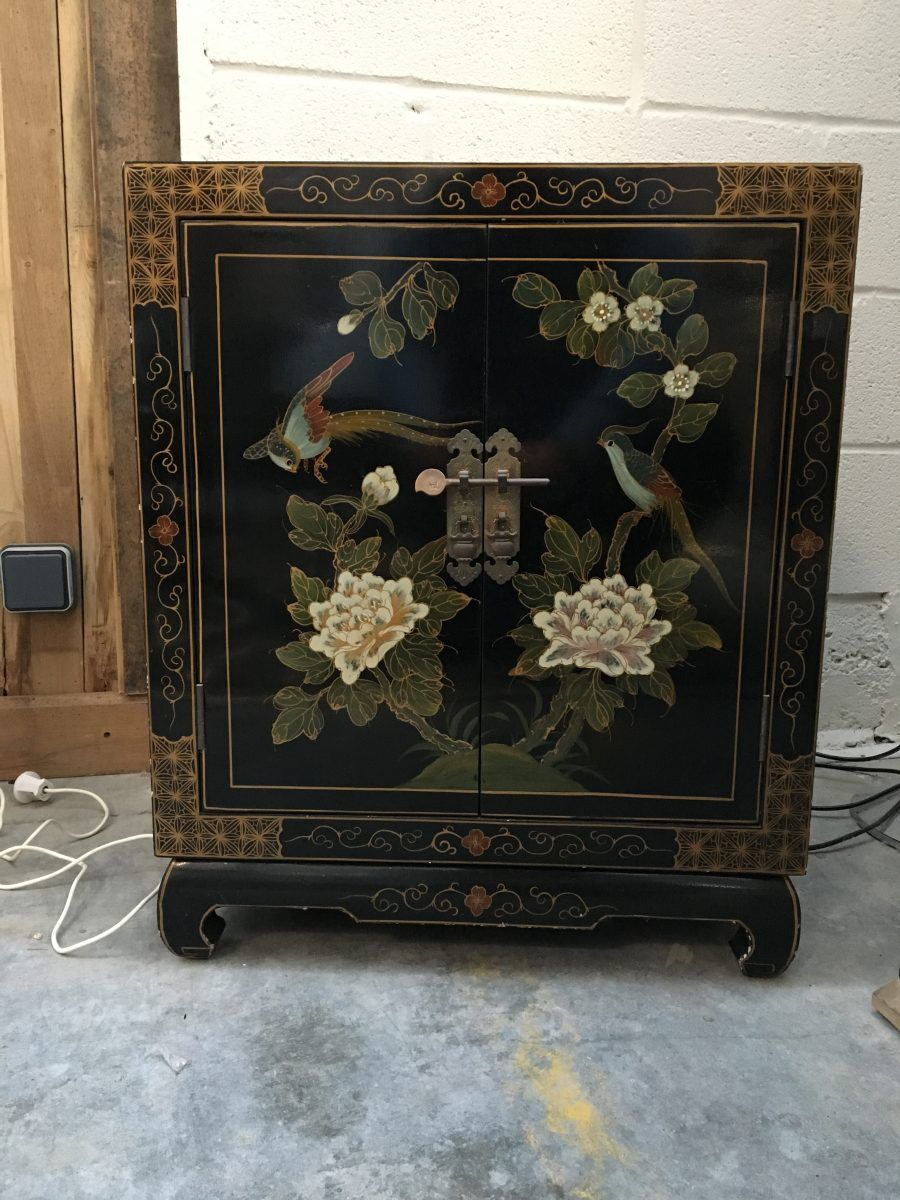 Meuble asiatique vintage