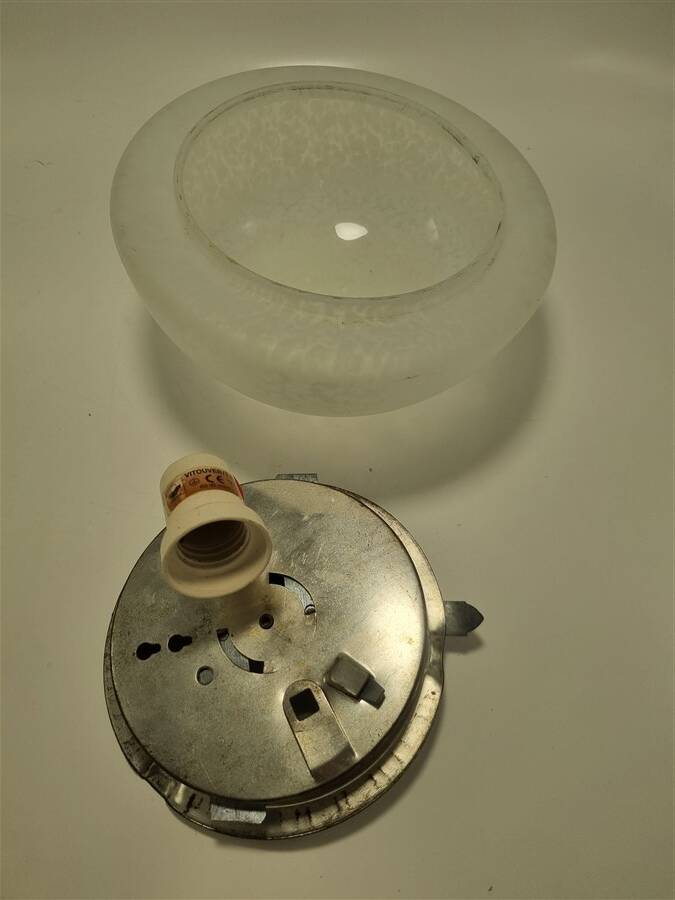 Plafonnier en verre moucheté