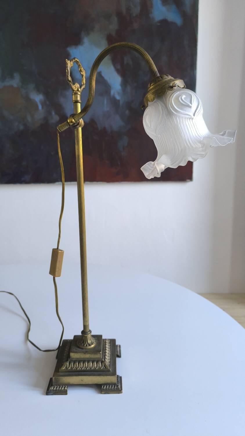 Art Deco bronze and frosted glass tulip lamp