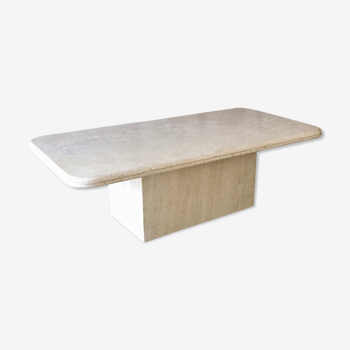 Table en travertin avec bords en demi-rond