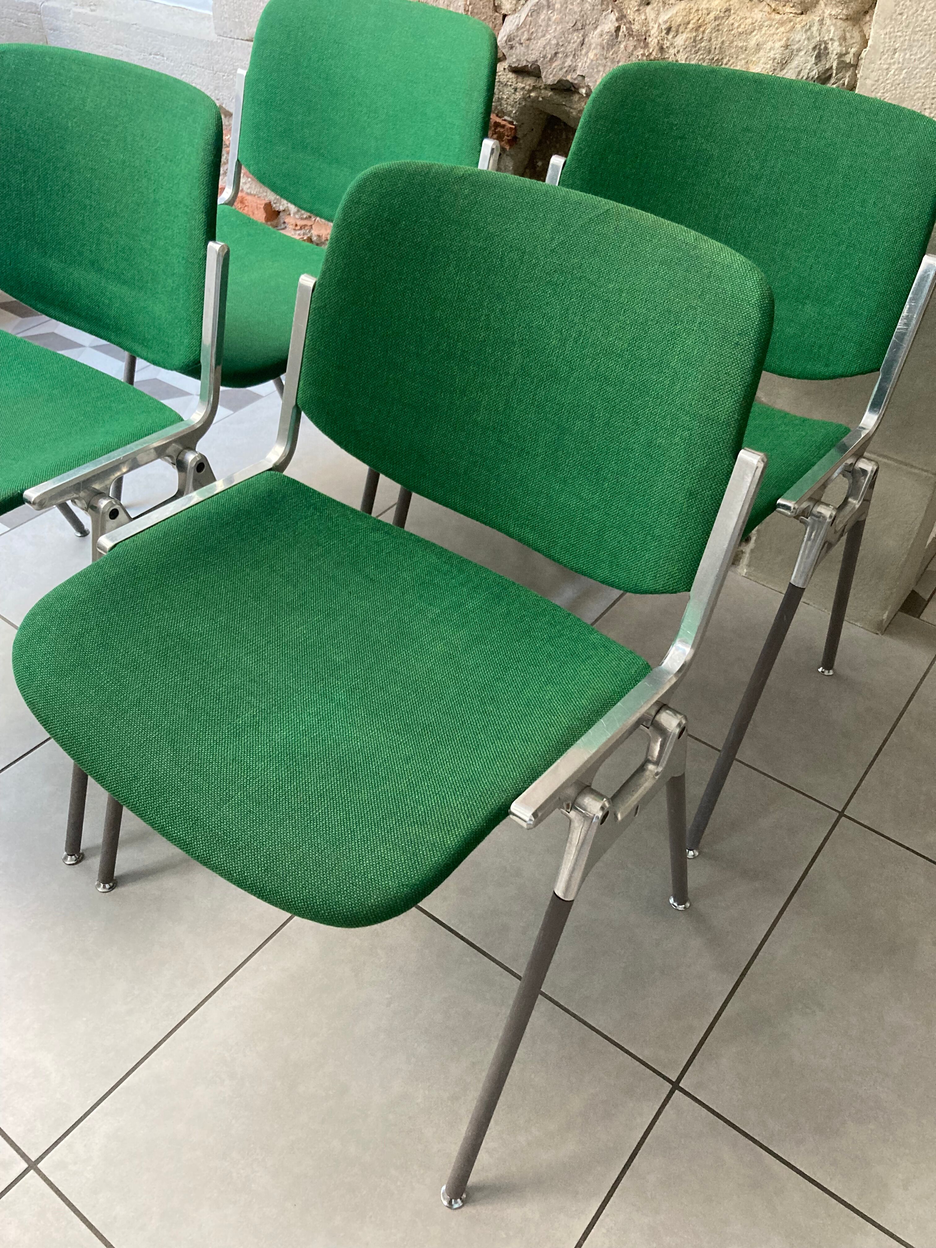 Set of 4 Green DSC106 Giancarlo Piretti chairs by Castelli
