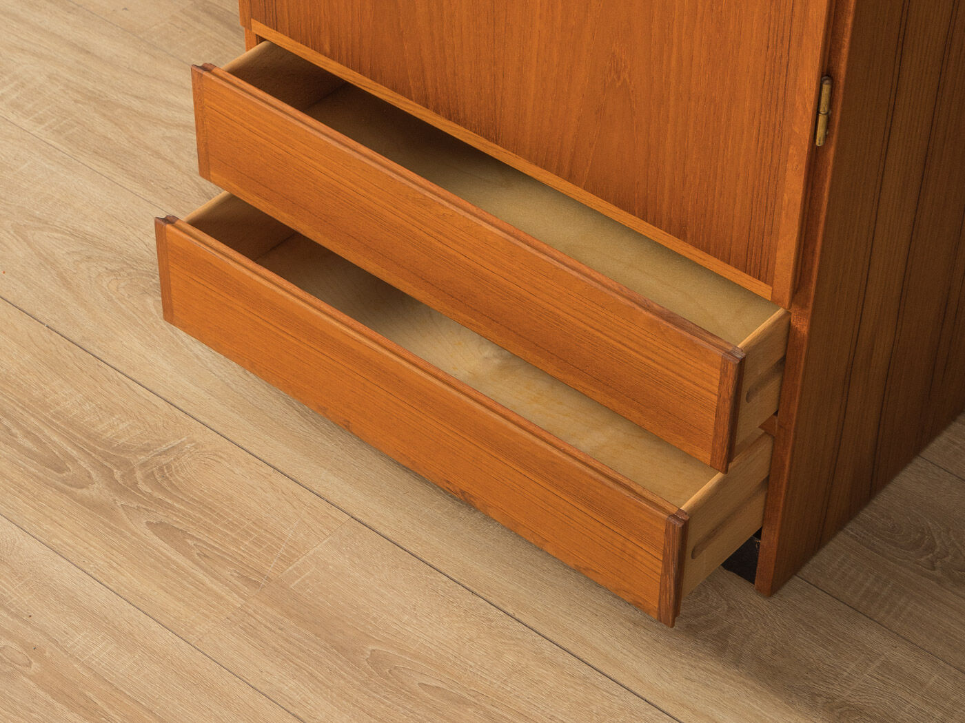 1960s wardrobe, Omann Jun