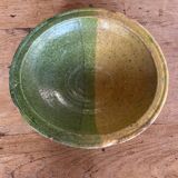 Set of 4 bowls and 1 dish