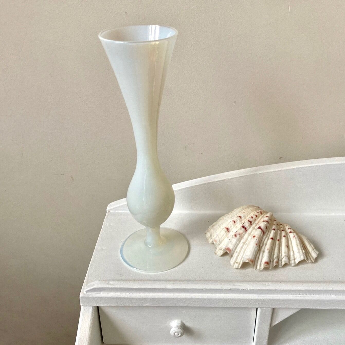 Vase en opaline