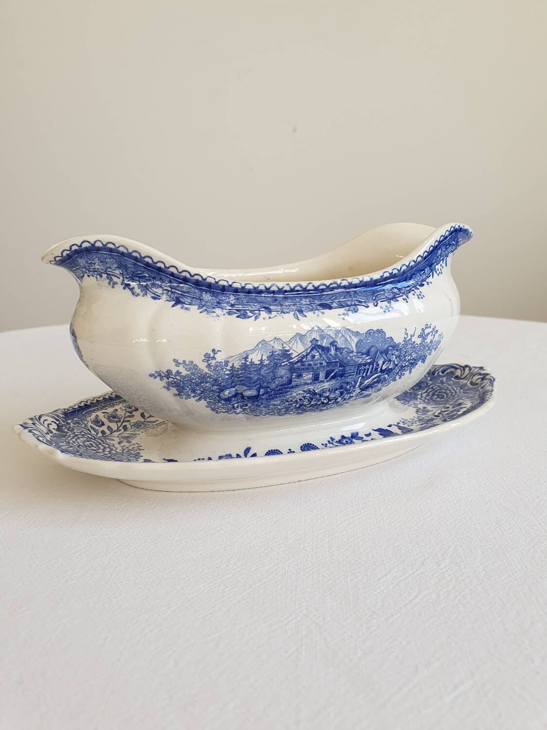 Burgenland sauce boat Villeroy & Boch vintage