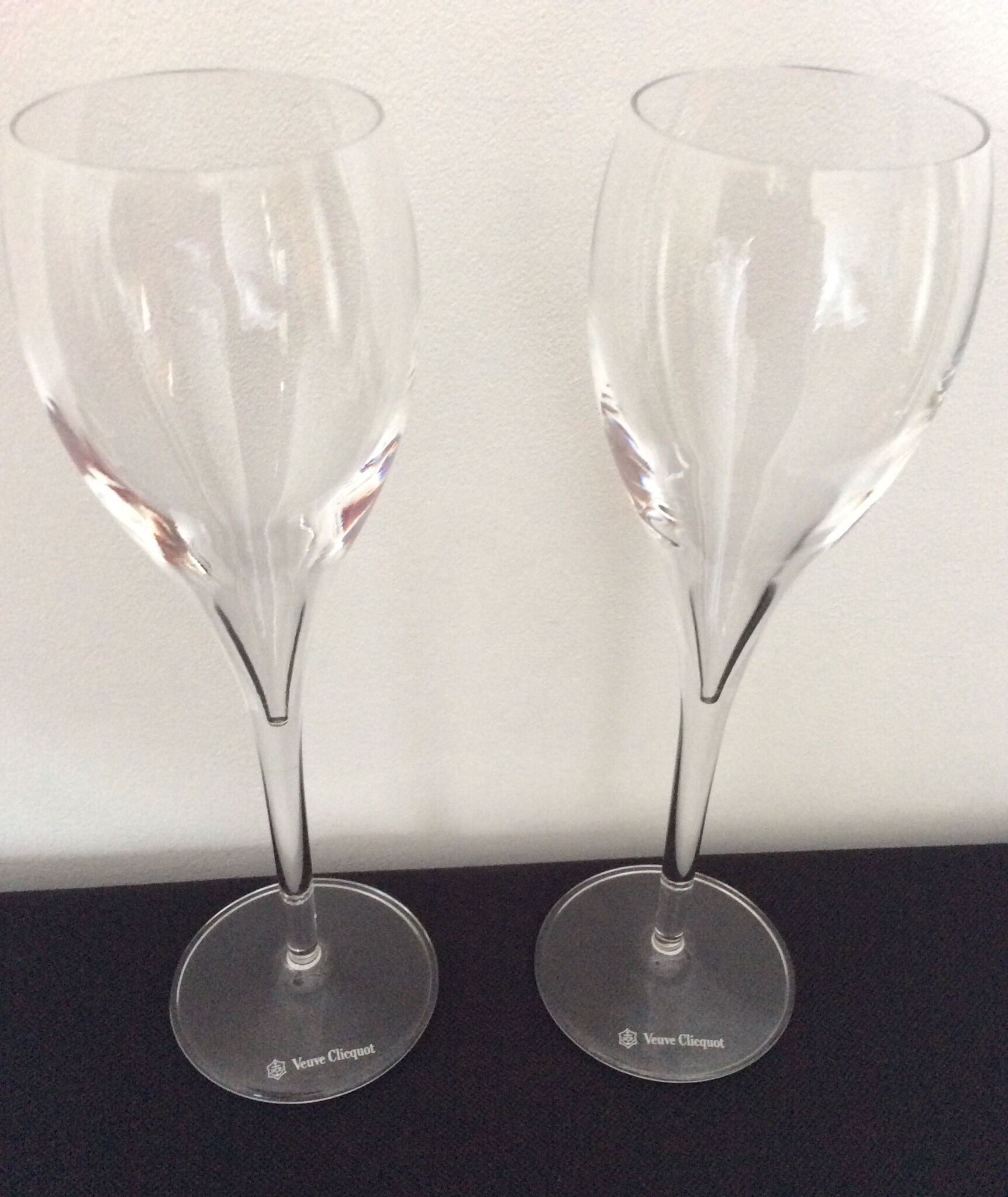 Set of 2 flutes to champage veuve cliquot