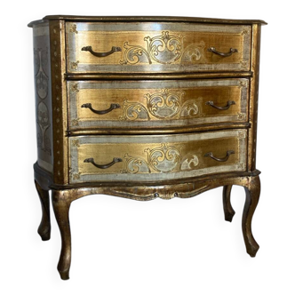 Venetian chest of drawers