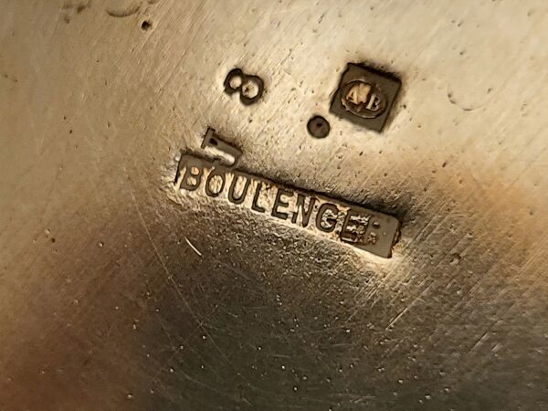 Théière en métal argenté signée ''Boulenger
