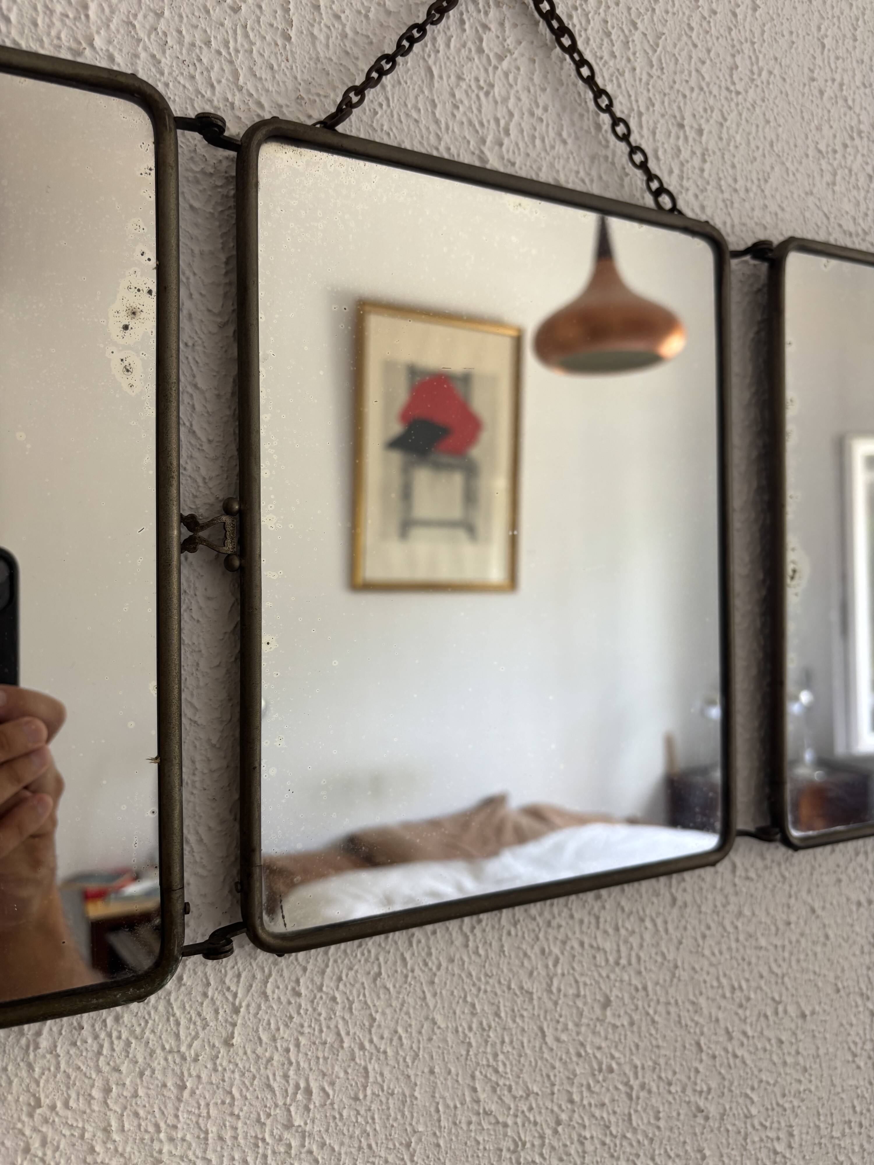 Vintage 1930s triptych mirror barber nickel-plated green crocodile effect.