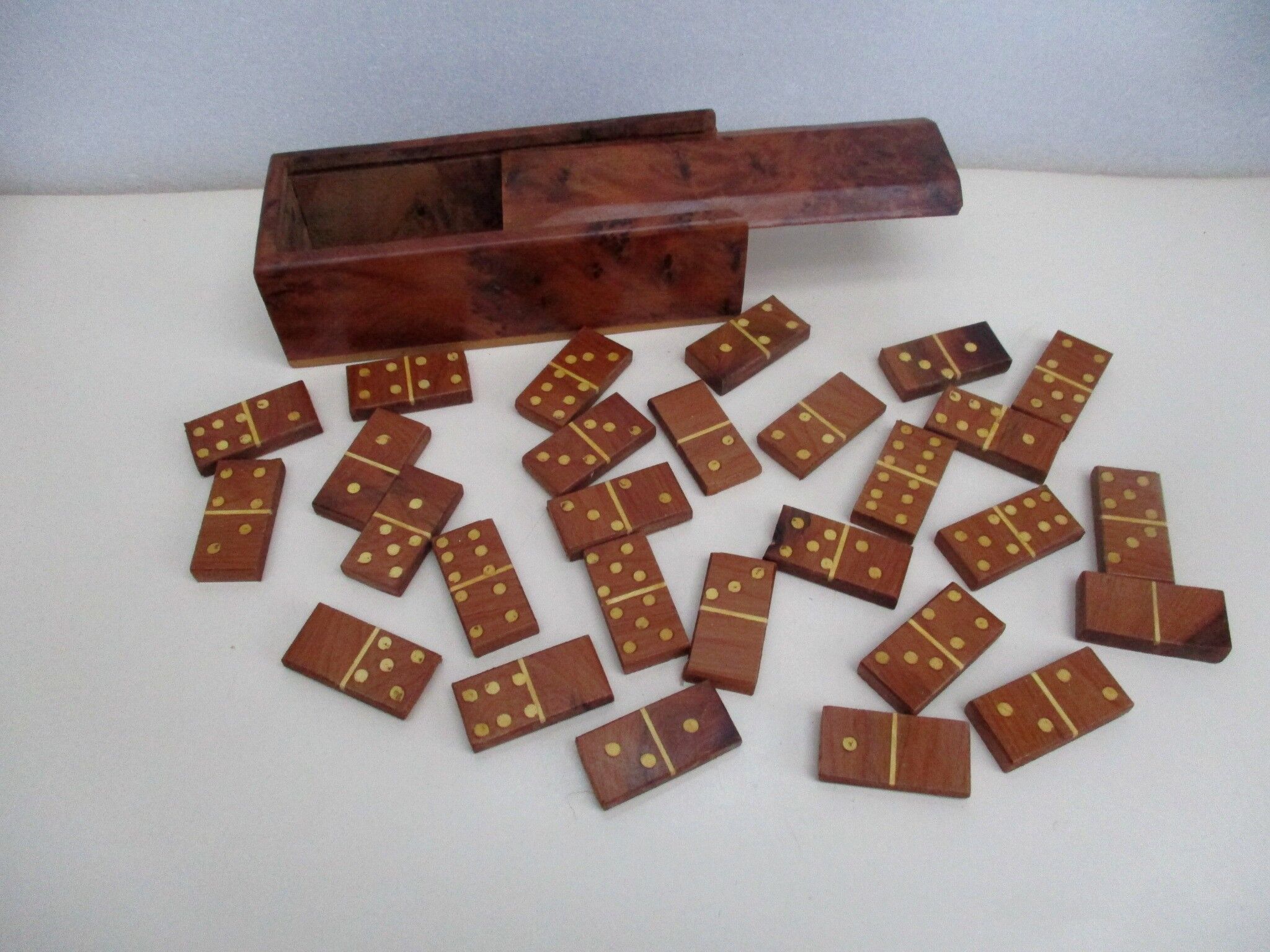 Game of dominoes and its box- vintage