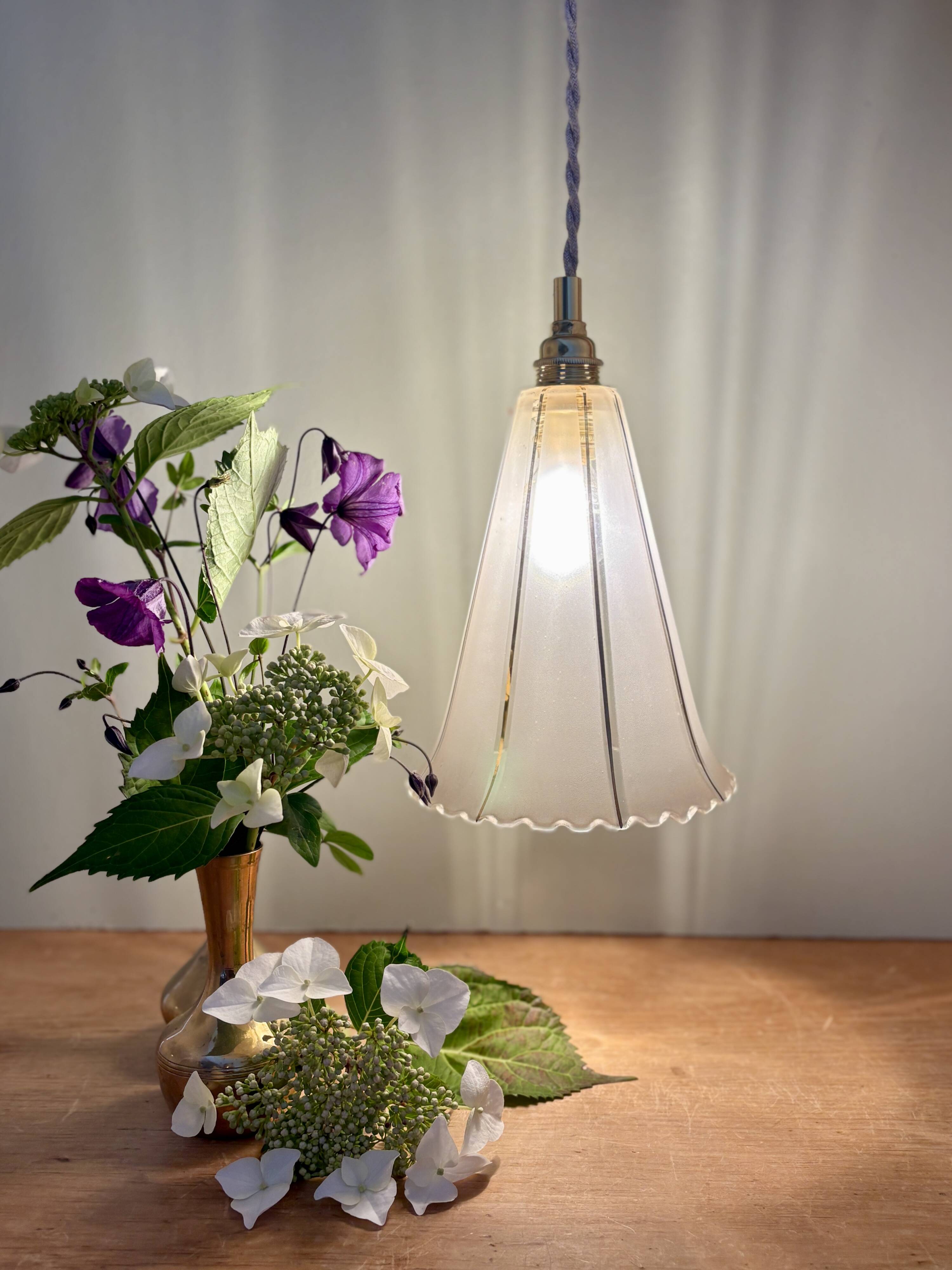 Vintage tulip pendant light in white and gold frosted glass