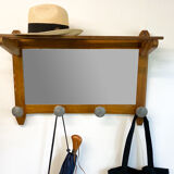 Wall coat rack