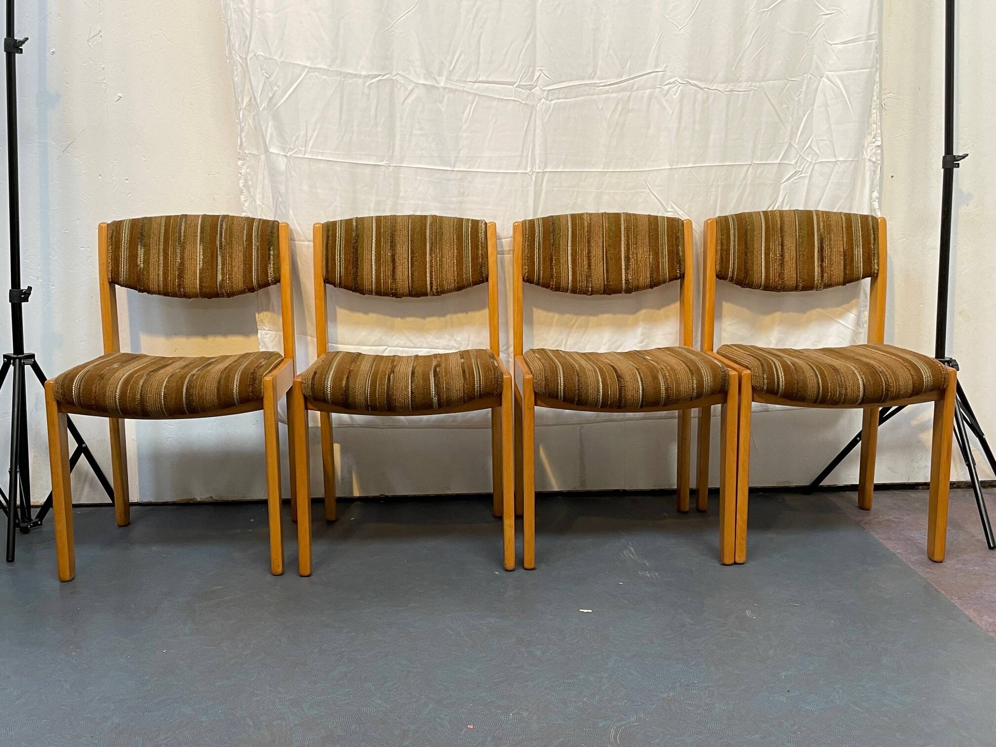 4 chaises vintage années 70
