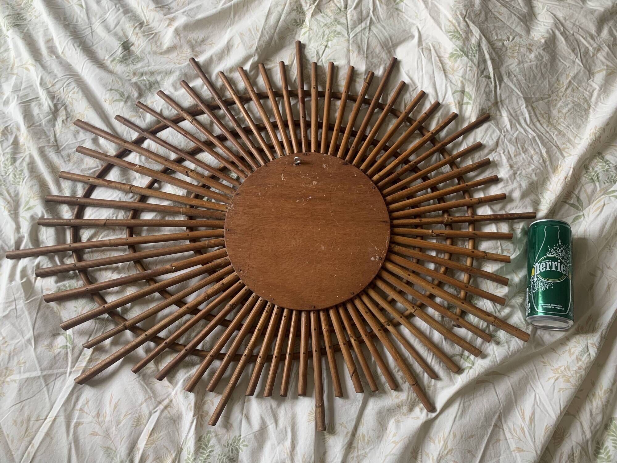 Vintage 1960s sun mirror in rattan, ORTF style, spiral - 80 x 62 cm