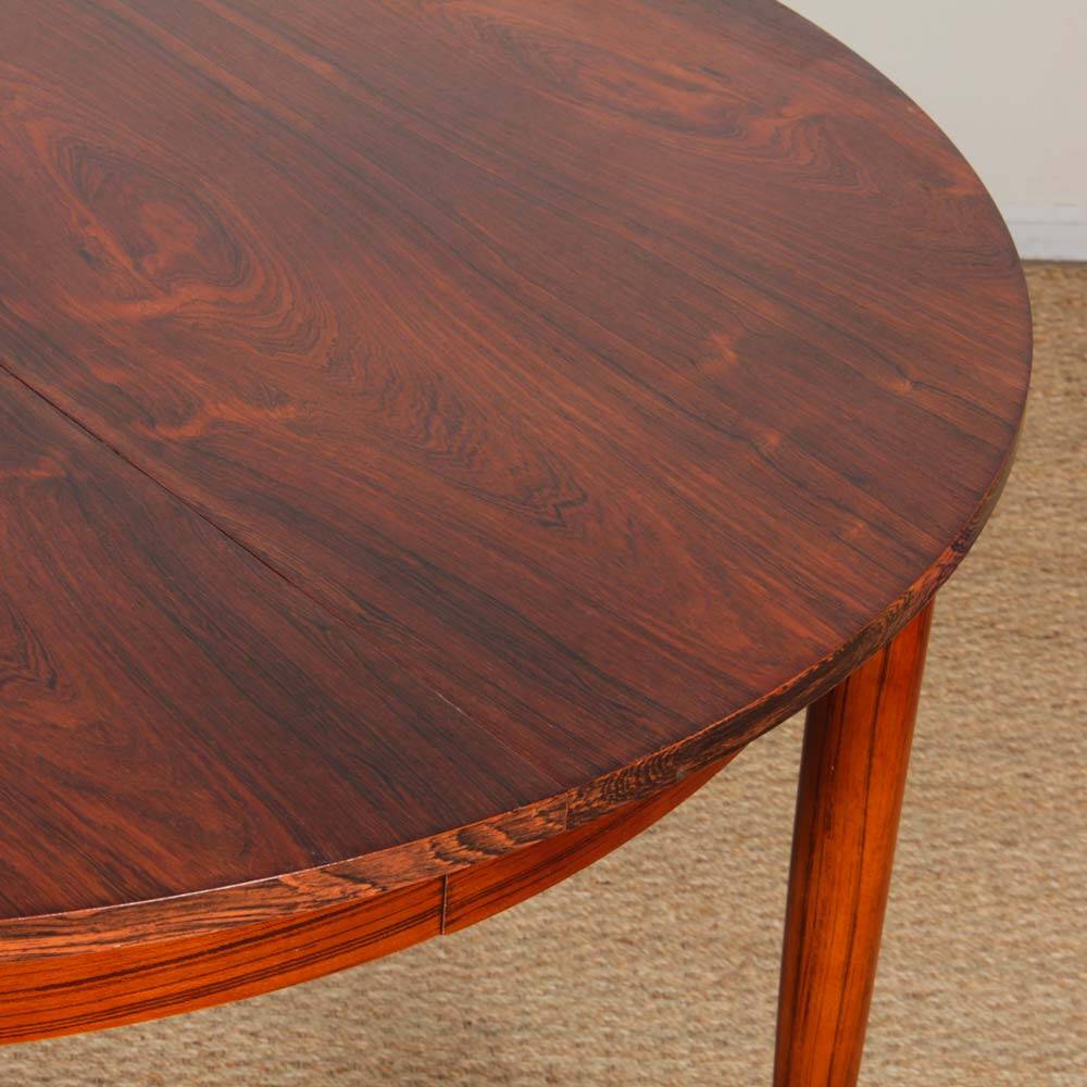 Round, extendable wooden dining table, 1960