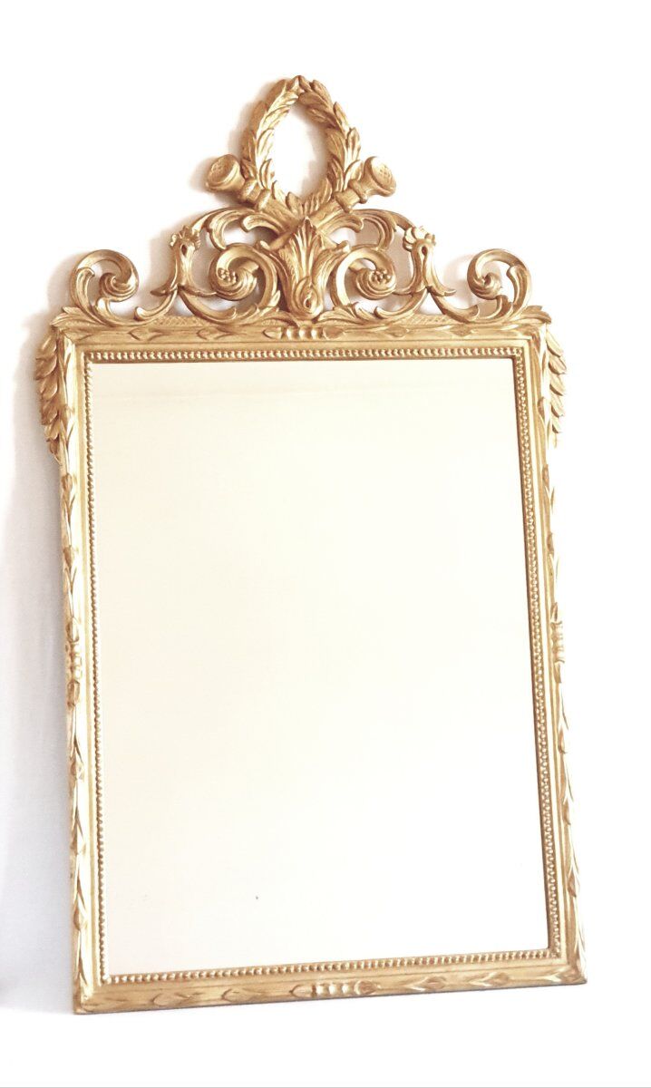 Miroir doré XXe style Louis XVI