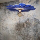 Suspension fleur 18 pétales en rotin et broderie anglaise