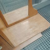 Hairdresser psyche art deco