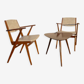 Paire de fauteuils scandinaves et table tripode