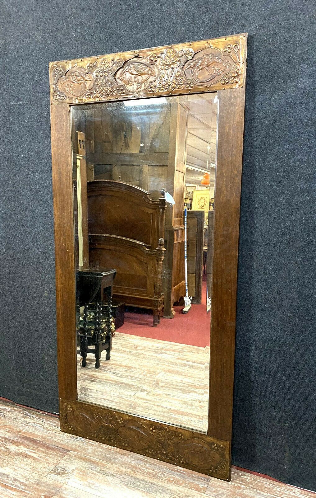 Mirror era art Nouveau in natural wood and copper pushed back - 188x92cm
