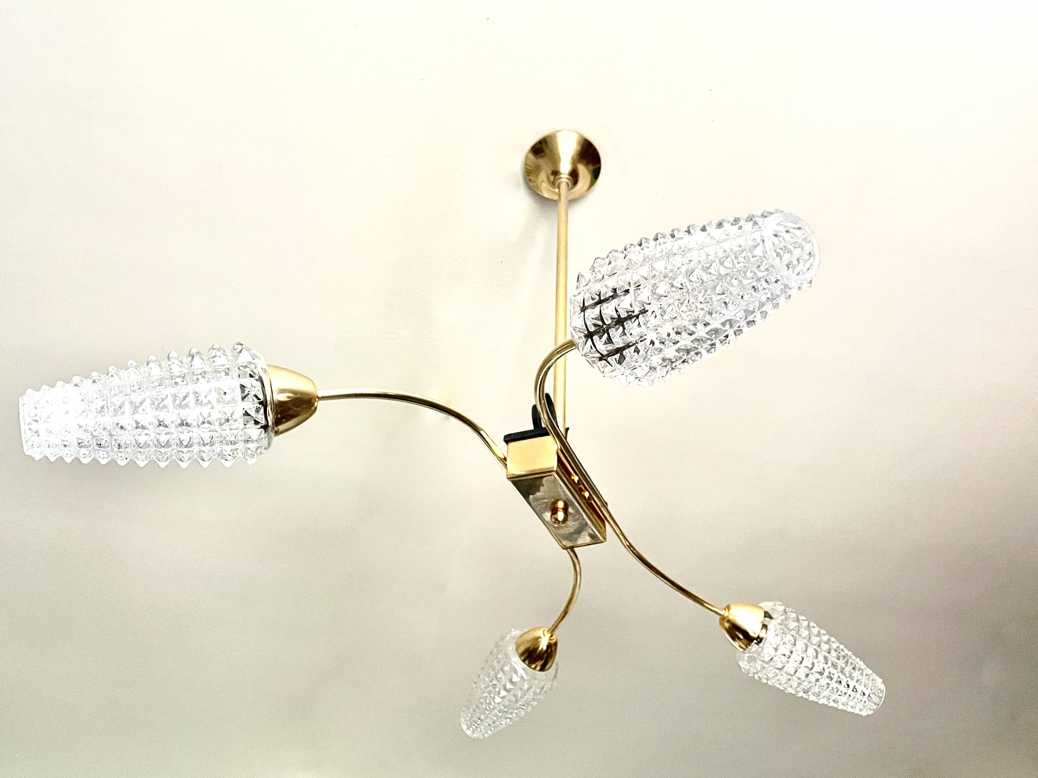 Lustre laiton doré à 4 tulipes Arlus 1950