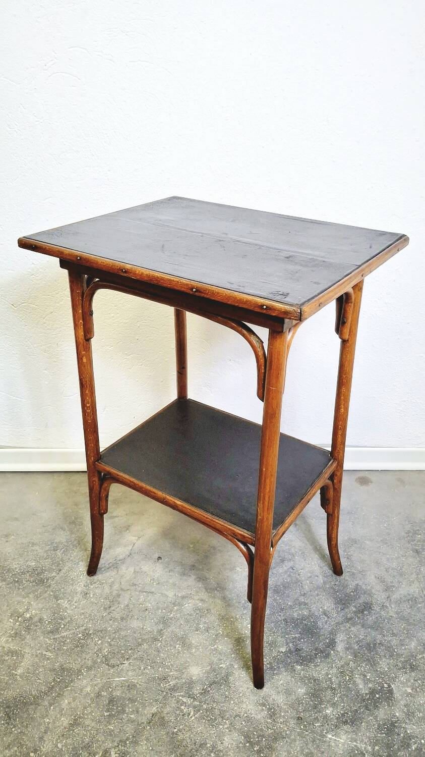 Art Nouveau Bentwood Side Table, 1910s
