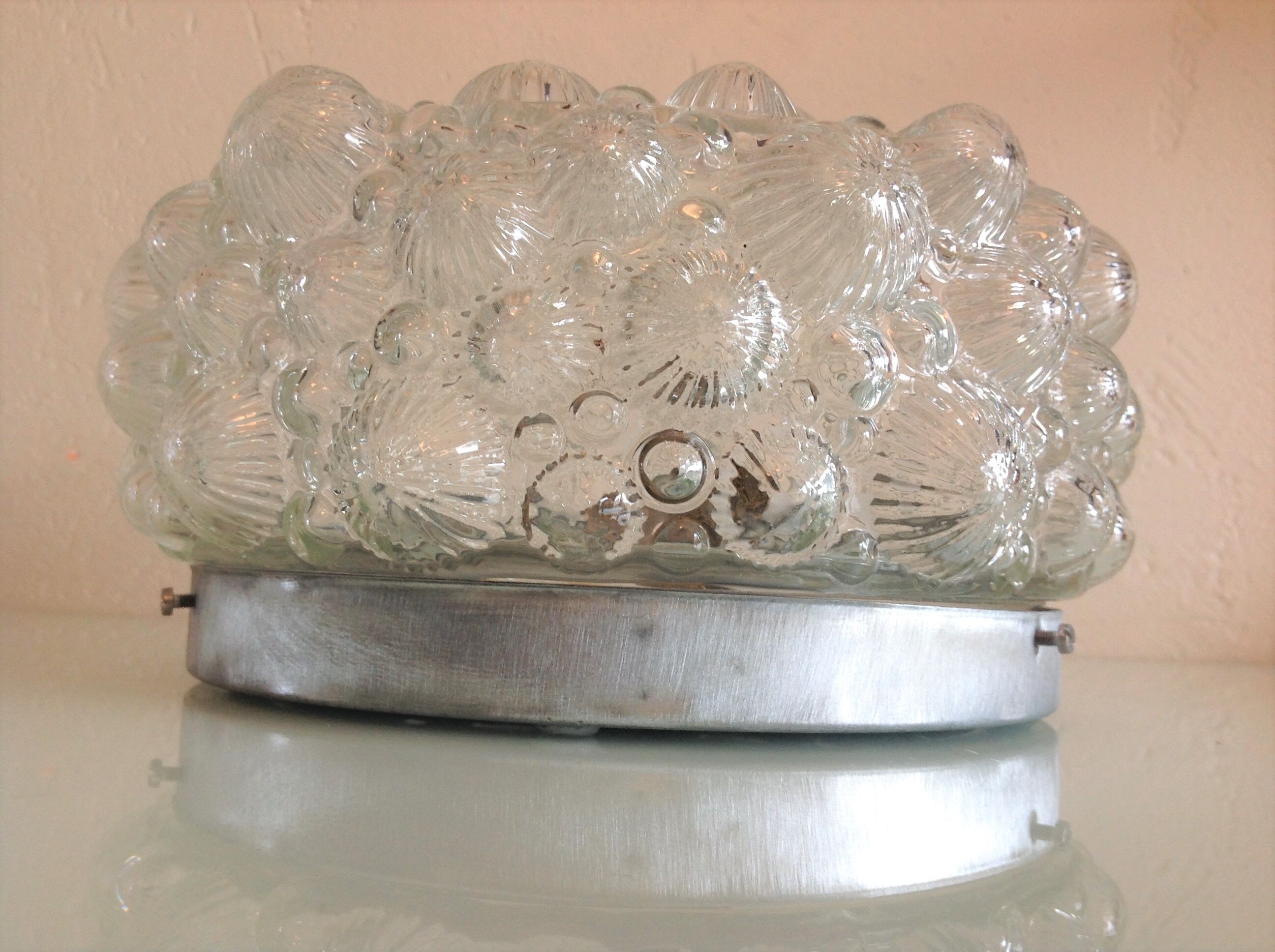 Round ceiling lamp in vintage bubbled glass 60s-70s