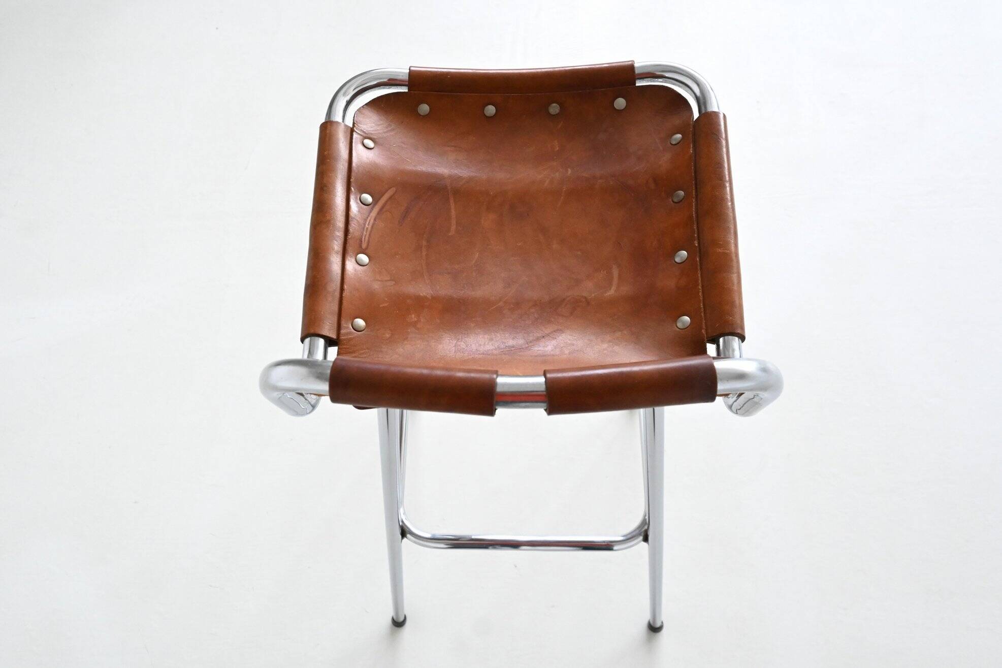 Ensemble de six tabourets de bar Charlotte Perriand, Station de ski des Arcs, France, 1960