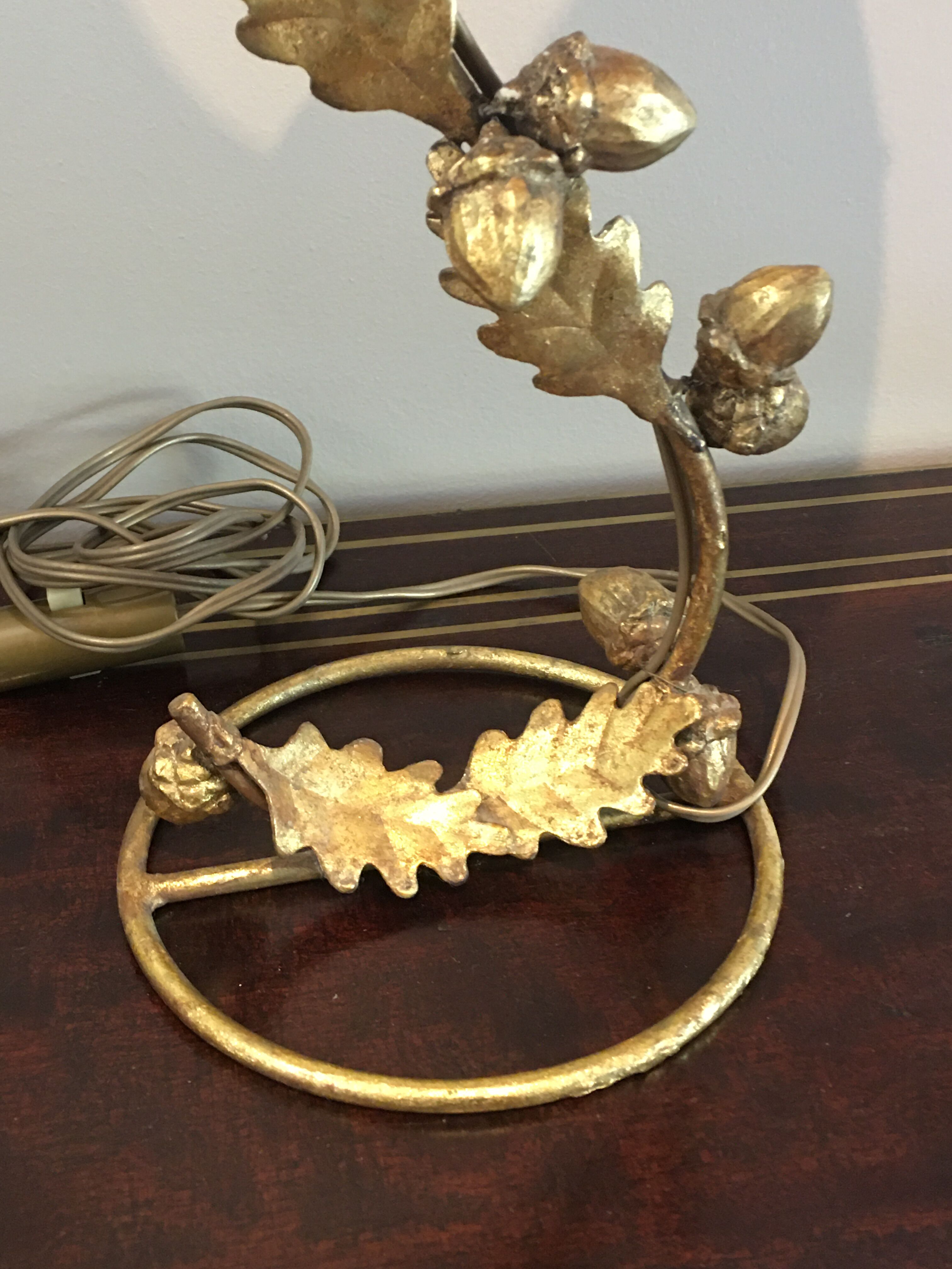 Golden lamp oak leaves