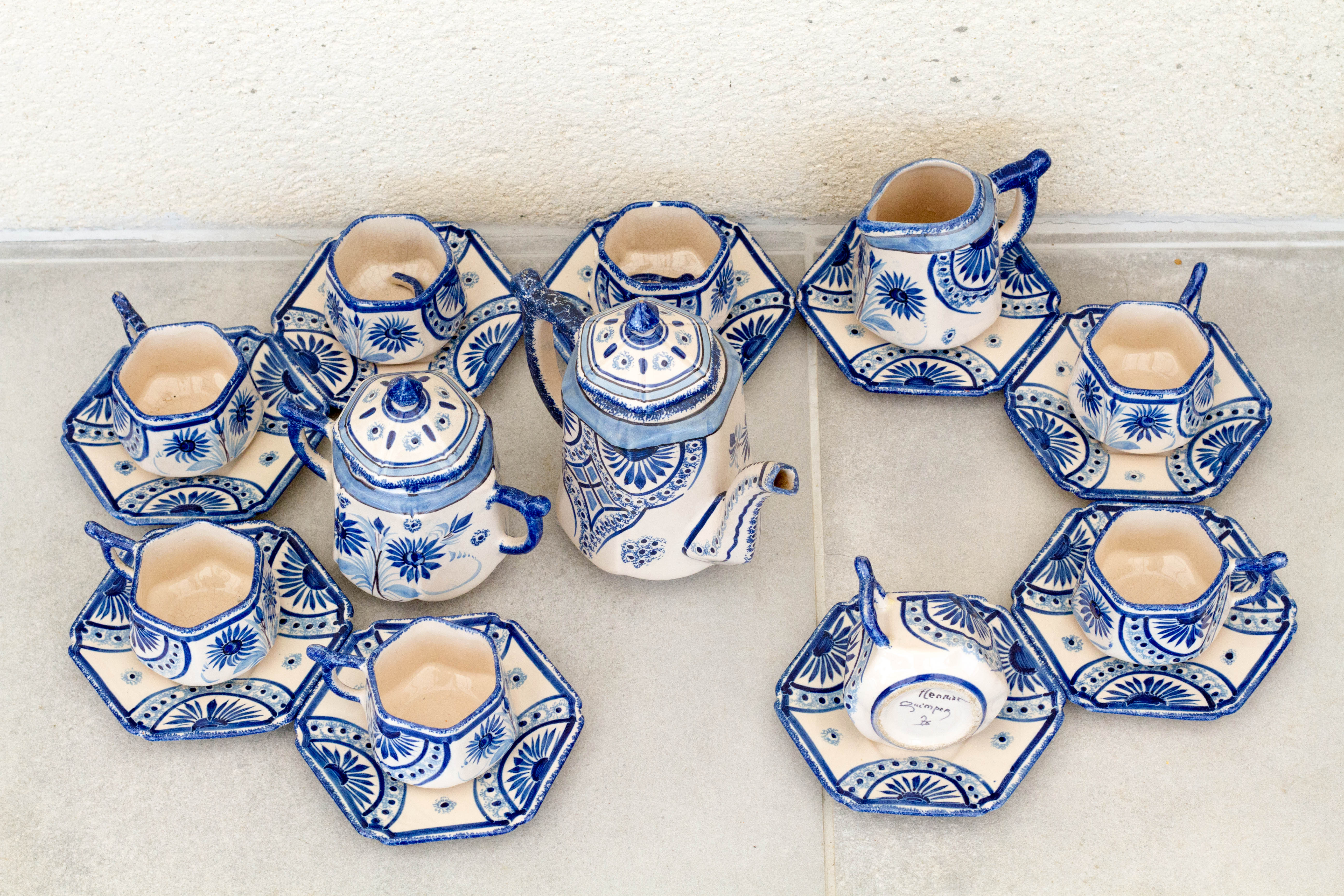 Quimper porcelain tea or coffee service signed Henriot from 76