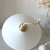 Opaline suspension