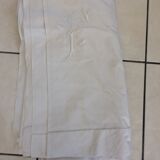 Drap ancien en coton blanc avec monogrammes