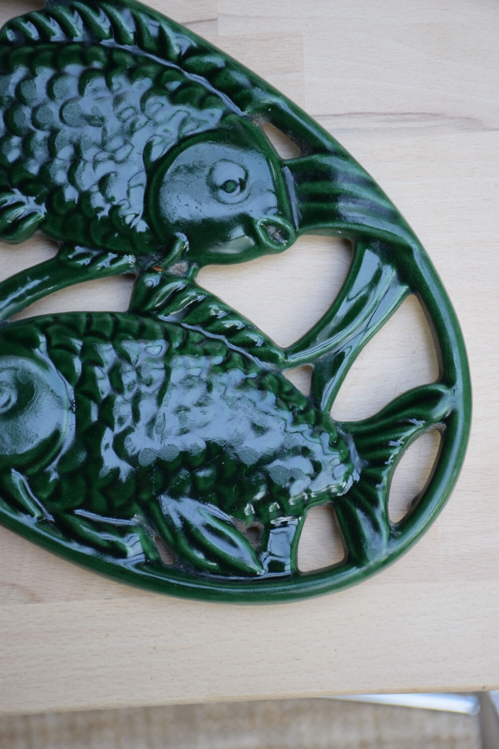 Ceramic fish trivet