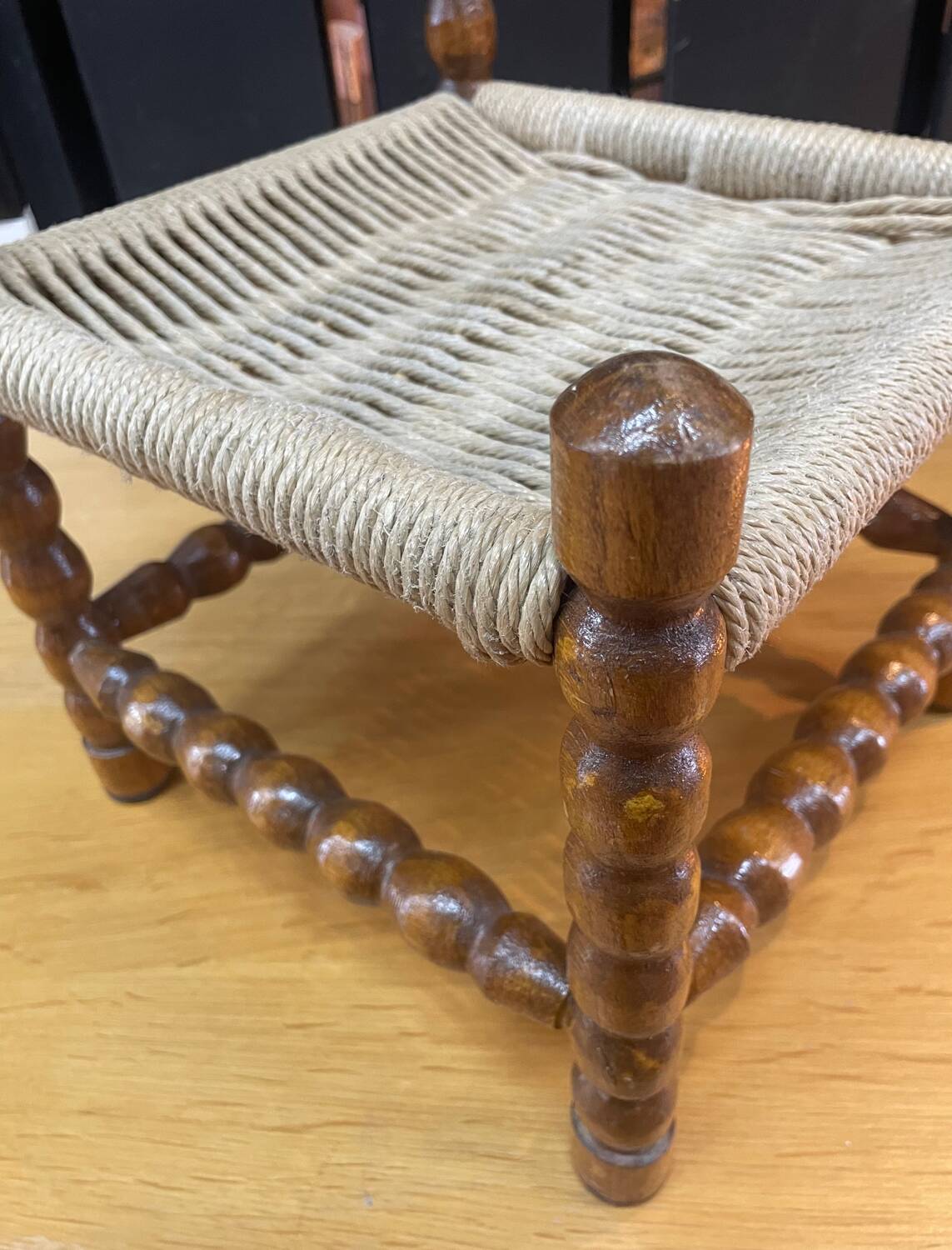 Rope and turned wood children's chair